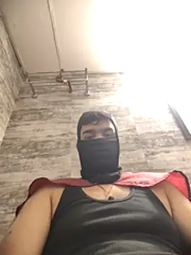 Snapshot of trendy_Squirreel chatting on 07-29-26, 03:26 trendy Squirreel online show from 07-29-26, 03:26