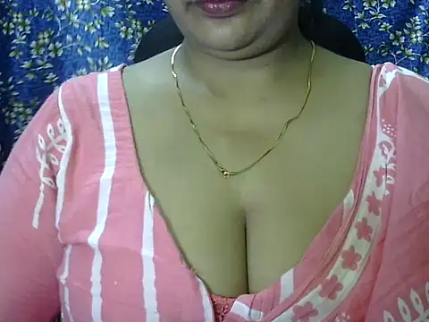 SARITA 03 online show from 07-29-26, 10:13