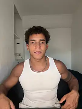 Snapshot of Biut_Bruschi1 chatting on 07-29-26, 11:52 Biut Bruschi1 online show from 07-29-26, 11:52