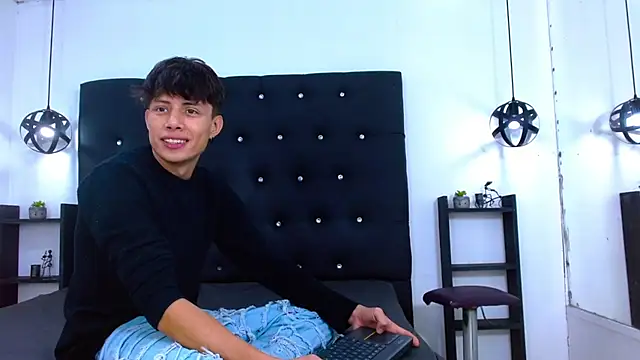 Didy Hard26 online show from 07-28-26, 04:39