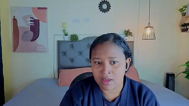 Snapshot of Cataleya_Laurent chatting on 07-30-26, 01:43 Cataleya Laurent online show from 07-30-26, 01:43