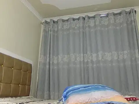 Snapshot of veilkitty chatting on 07-31-26, 12:32 veilkitty online show from 07-31-26, 12:32