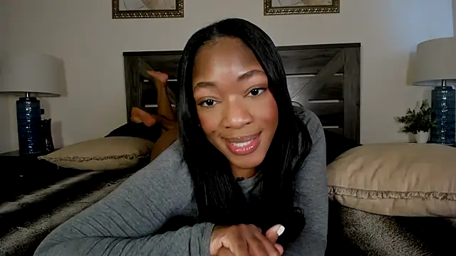 nicolesolace online show from 04-16-26, 09:04