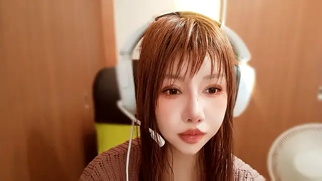 mew-mia-meow online show from 07-30-26, 07:18
