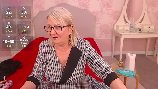 LadyAlana online show from 04-21-26, 10:23