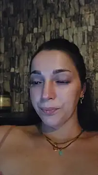 Snapshot of Leila_kisses chatting on 08-02-26, 04:44 Leila kisses online show from 08-02-26, 04:44