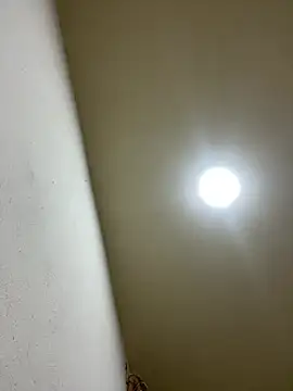 Snapshot of alvaro91911 chatting on 08-02-26, 03:16 alvaro91911 online show from 08-02-26, 03:16