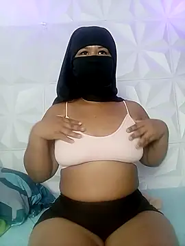 DALILAA CURVY online show from 08-04-26, 09:50