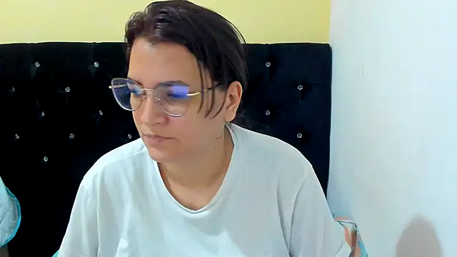 MARILYN GARCIA online show from 12-30-24, 03:13