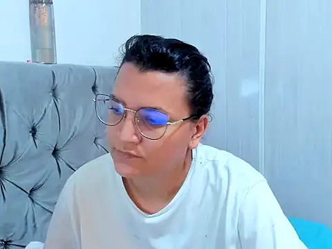 MARILYN GARCIA online show from 01-14-25, 04:40