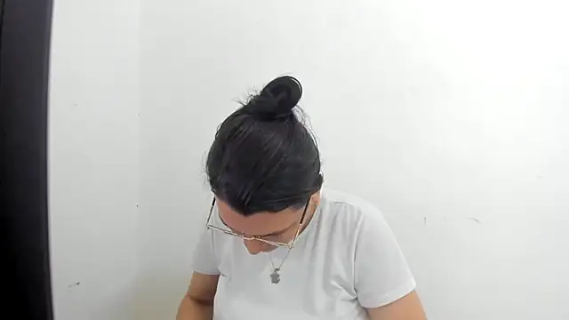 MARILYN GARCIA online show from 09-13-25, 01:33