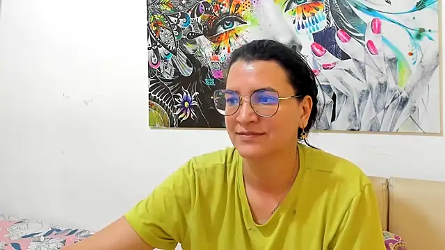 MARILYN GARCIA online show from 03-27-26, 03:34