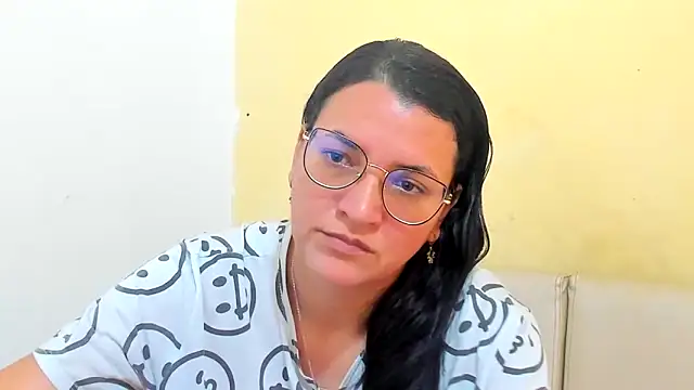 MARILYN GARCIA online show from 04-09-26, 03:17