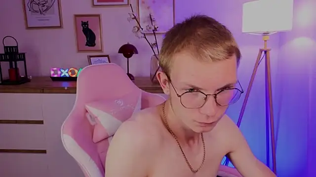 justleo   online show from 08-09-26, 01:07