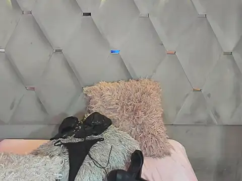 Snapshot of SexyAlondraa chatting on 08-07-26, 10:01 SexyAlondraa online show from 08-07-26, 10:01
