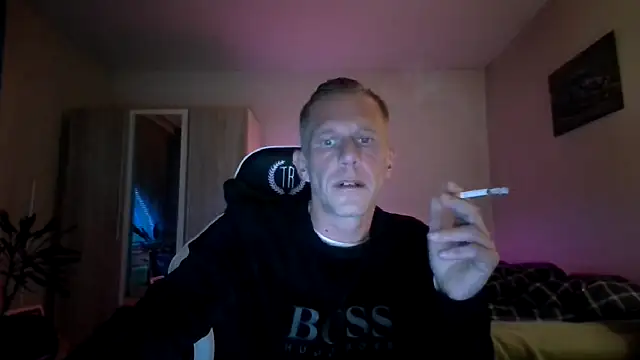 slaveboy2016xh online show from 12-30-24, 08:25