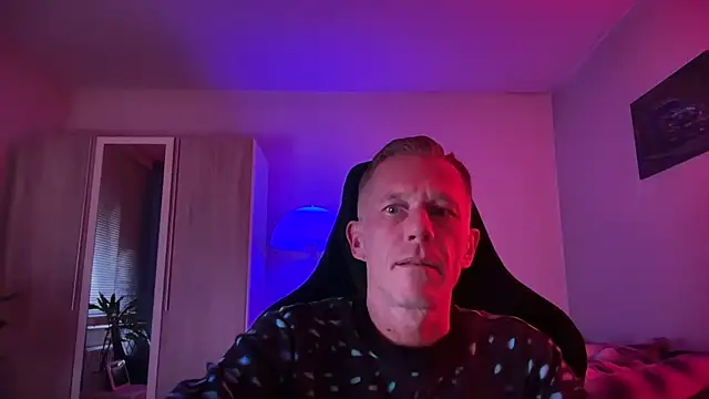 slaveboy2016xh online show from 10-07-25, 10:29