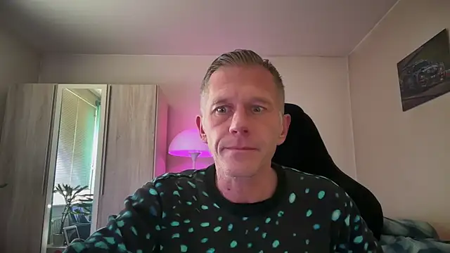 slaveboy2016xh online show from 10-19-25, 03:01