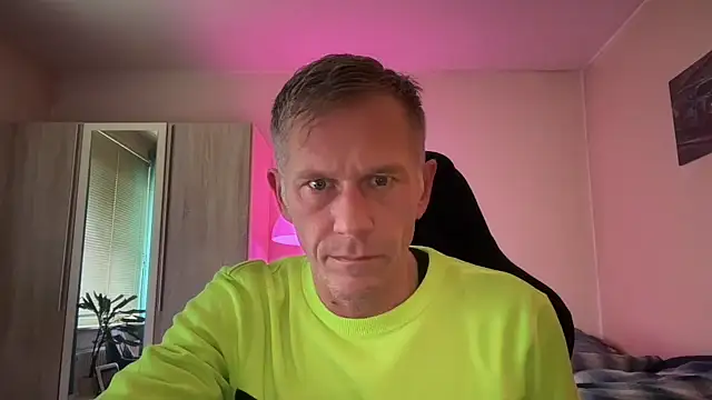 slaveboy2016xh online show from 10-20-25, 10:27