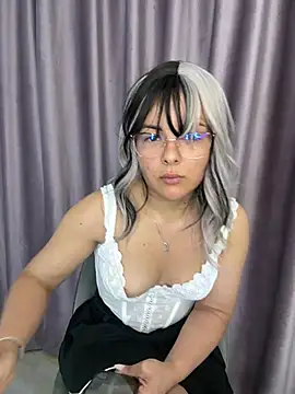Amy Naph online show from 08-09-26, 07:41