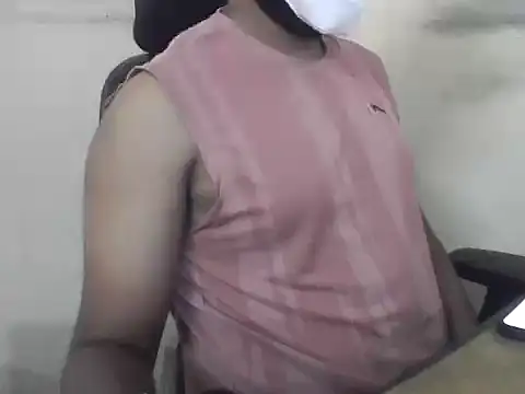 Snapshot of xham_tamil1 chatting on 08-10-26, 05:00 xham tamil1 online show from 08-10-26, 05:00