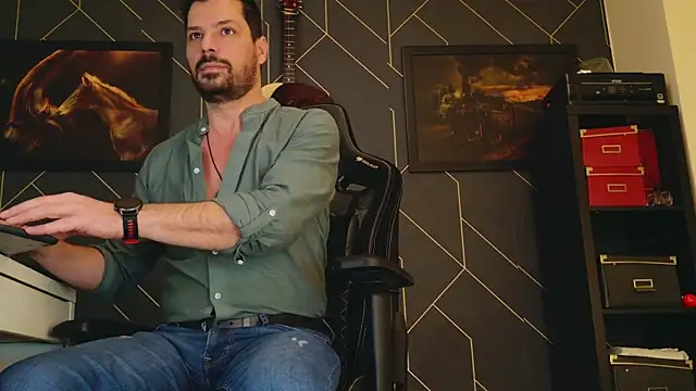 Snapshot of ChrisKox chatting on 02-18-25, 04:15 ChrisKox online show from 02-18-25, 04:15