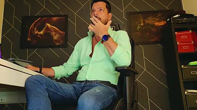 Snapshot of ChrisKox chatting on 03-13-25, 05:00 ChrisKox online show from 03-13-25, 05:00