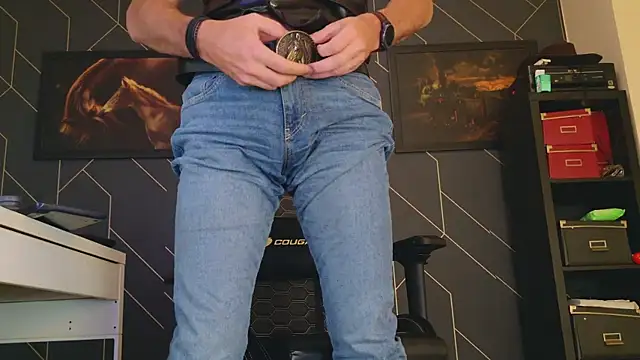 Snapshot of ChrisKox chatting on 03-14-25, 07:37 ChrisKox online show from 03-14-25, 07:37