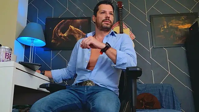 Snapshot of ChrisKox chatting on 10-02-25, 08:16 ChrisKox online show from 10-02-25, 08:16