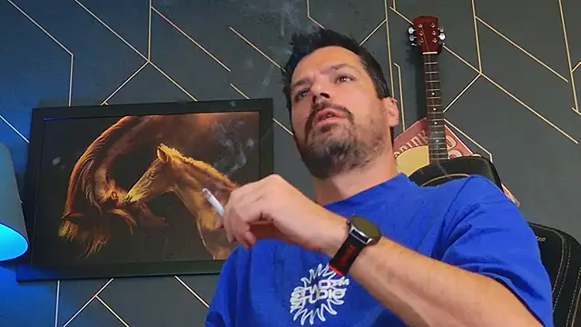 Snapshot of ChrisKox chatting on 10-08-25, 05:27 ChrisKox online show from 10-08-25, 05:27