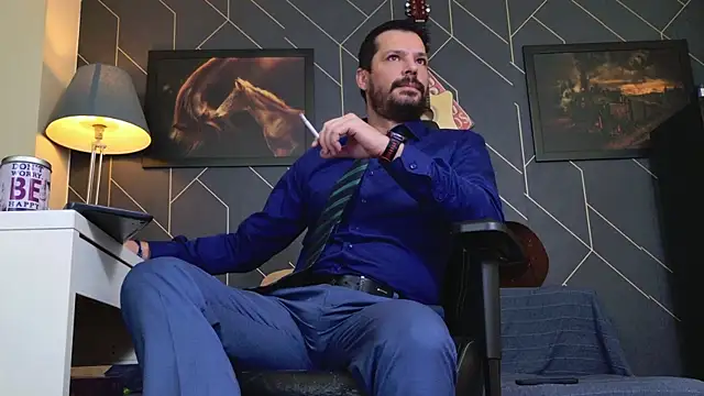 Snapshot of ChrisKox chatting on 11-12-25, 07:42 ChrisKox online show from 11-12-25, 07:42