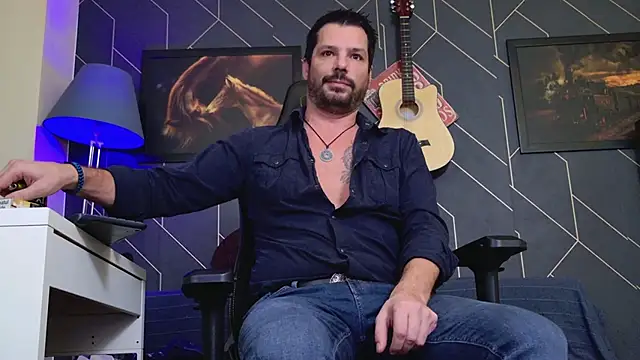 Snapshot of ChrisKox chatting on 11-21-25, 06:06 ChrisKox online show from 11-21-25, 06:06