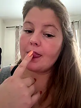 BootyLola online show from 11-08-25, 10:48