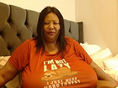 nancy111 online show from 09-20-25, 01:39