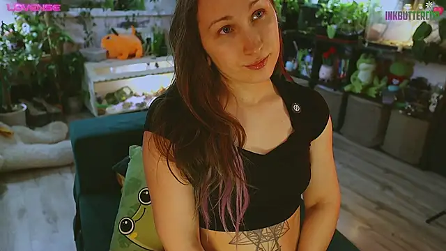 Dead Butterfly online show from 03-31-26, 12:38