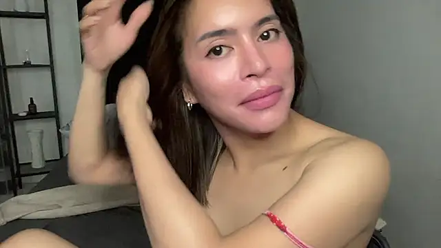 your bianca69 online show from 04-14-26, 01:00