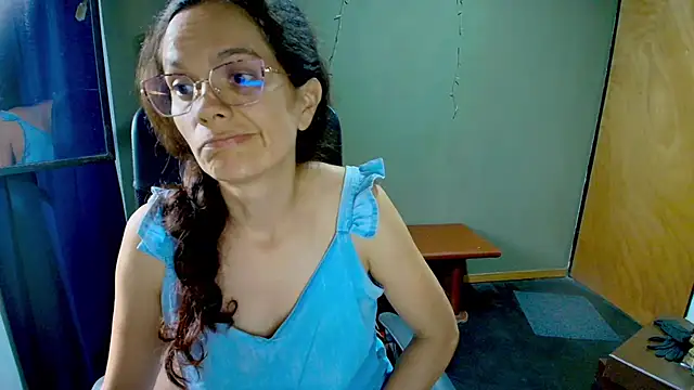 Snapshot of Nattyslave4U chatting on 03-11-25, 09:59 Nattyslave4U online show from 03-11-25, 09:59