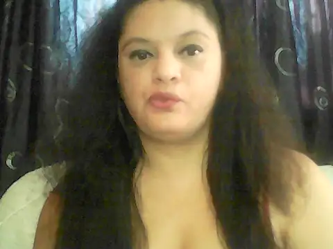 Snapshot of sweetnessangel chatting on 03-10-25, 07:32 sweetnessangel online show from 03-10-25, 07:32