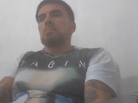 Snapshot of el_principe_hot chatting on 02-16-26, 05:03 el principe hot online show from 02-16-26, 05:03