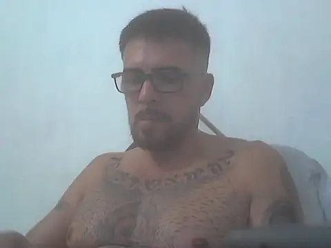 Snapshot of el_principe_hot chatting on 02-24-26, 04:10 el principe hot online show from 02-24-26, 04:10