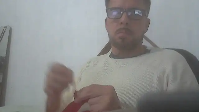 Snapshot of el_principe_hot chatting on 03-10-26, 05:12 el principe hot online show from 03-10-26, 05:12