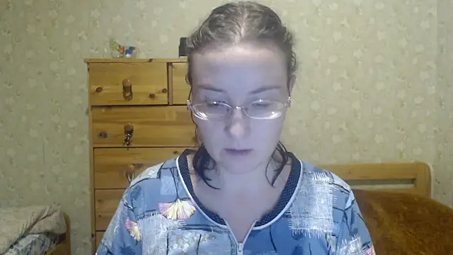 Snapshot of Smart_Rose chatting on 01-28-25, 12:47 Smart Rose online show from 01-28-25, 12:47