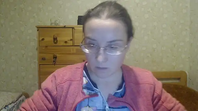 Snapshot of Smart_Rose chatting on 01-30-25, 09:04 Smart Rose online show from 01-30-25, 09:04