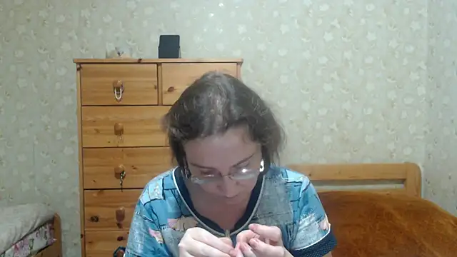 Snapshot of Smart_Rose chatting on 11-05-25, 02:17 Smart Rose online show from 11-05-25, 02:17