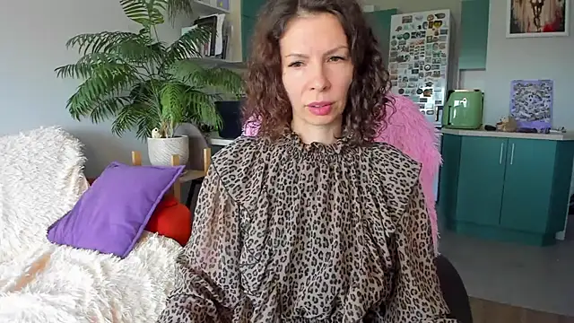 ChristinaGlory online show from 06-04-26, 07:25