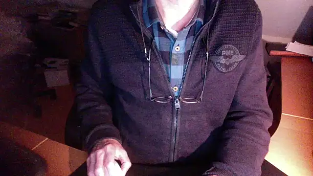 outlaw200 online show from 12-29-24, 03:57