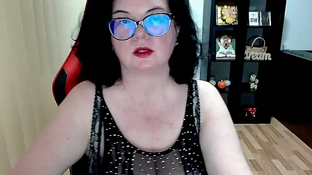 Snapshot of MissTroublle chatting on 05-26-26, 10:00 MissTroublle online show from 05-26-26, 10:00