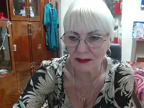 Snapshot of JenaCheim chatting on 12-26-24, 08:42 JenaCheim online show from 12-26-24, 08:42