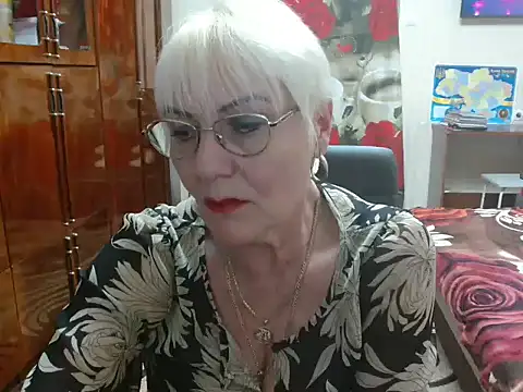 Snapshot of JenaCheim chatting on 03-13-25, 08:22 JenaCheim online show from 03-13-25, 08:22