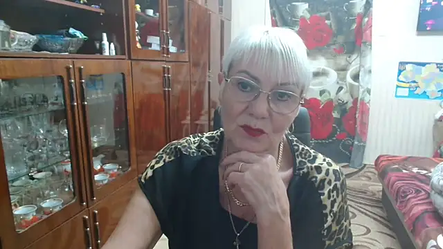 Snapshot of JenaCheim chatting on 10-08-25, 07:00 JenaCheim online show from 10-08-25, 07:00